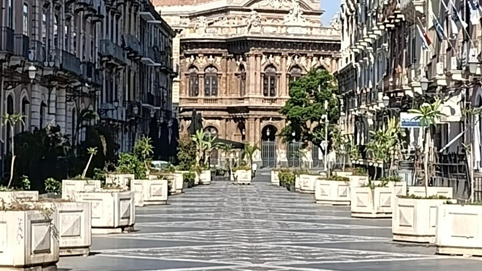 Bellini House Apartment Catania Luaran gambar