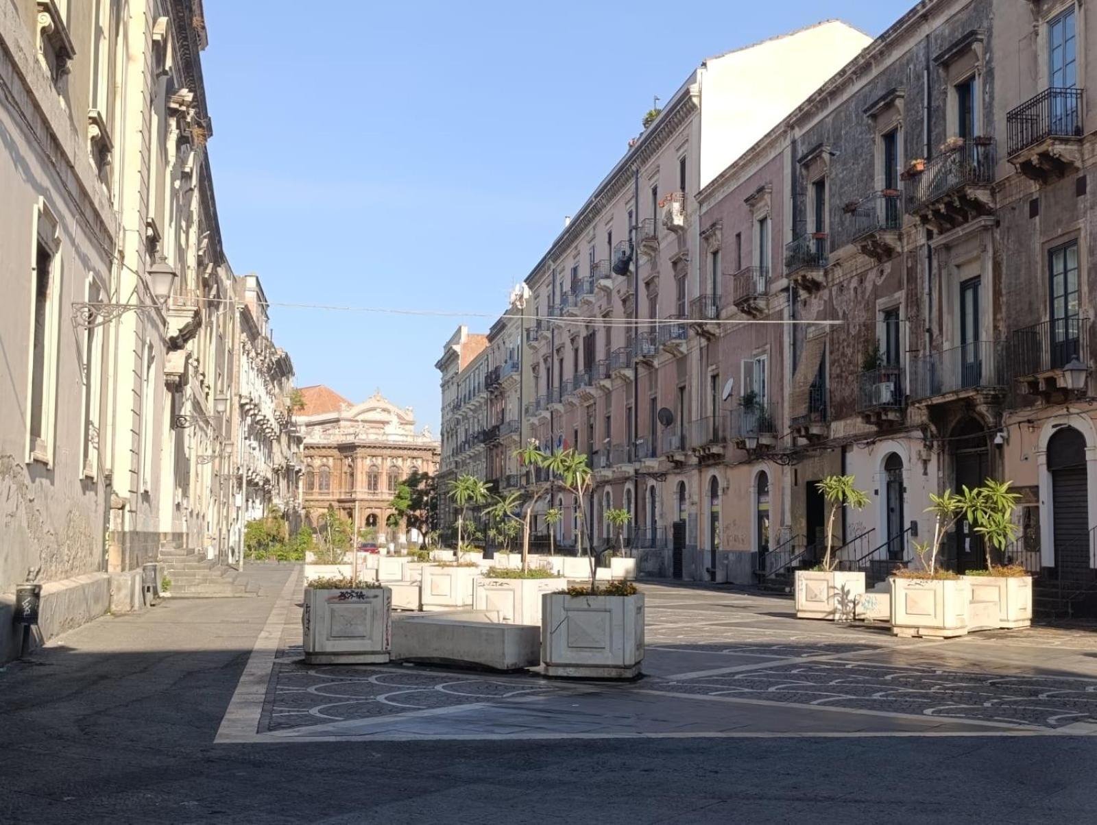 Bellini House Apartment Catania Luaran gambar